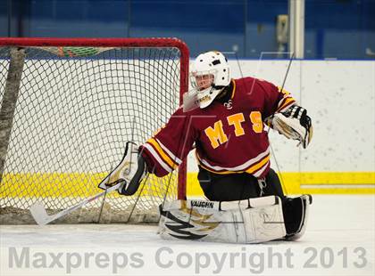 Thumbnail 2 in Sheehan @ Housatonic/Northwestern photogallery.