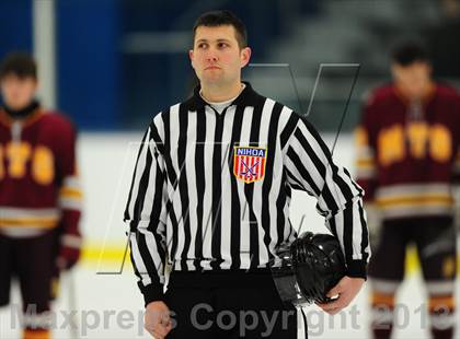 Thumbnail 1 in Sheehan @ Housatonic/Northwestern photogallery.
