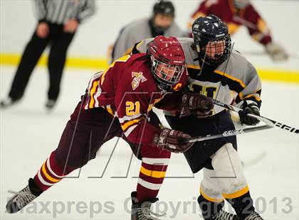 Thumbnail 1 in Sheehan @ Housatonic/Northwestern photogallery.