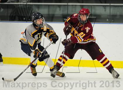 Thumbnail 2 in Sheehan @ Housatonic/Northwestern photogallery.