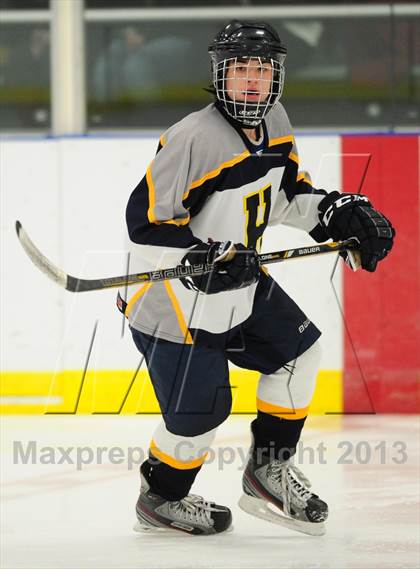 Thumbnail 1 in Sheehan @ Housatonic/Northwestern photogallery.