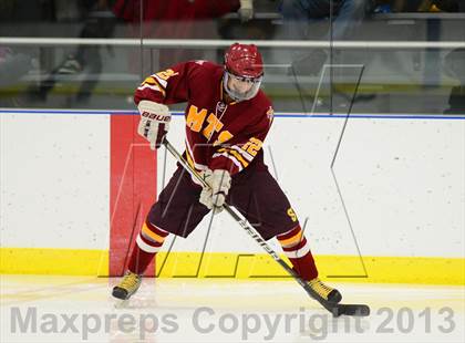 Thumbnail 1 in Sheehan @ Housatonic/Northwestern photogallery.