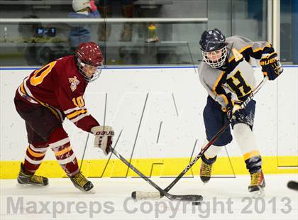 Thumbnail 1 in Sheehan @ Housatonic/Northwestern photogallery.
