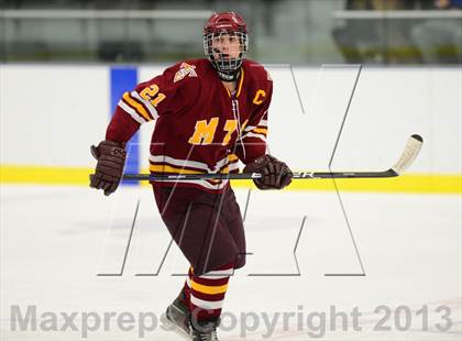Thumbnail 2 in Sheehan @ Housatonic/Northwestern photogallery.