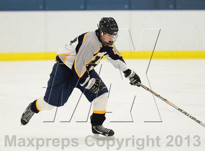 Thumbnail 2 in Sheehan @ Housatonic/Northwestern photogallery.