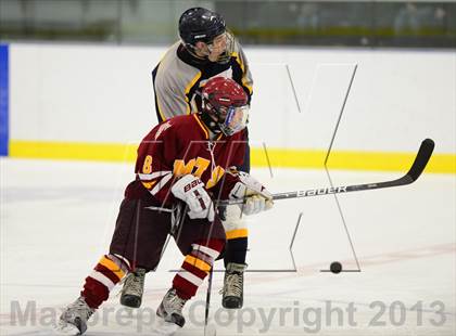 Thumbnail 1 in Sheehan @ Housatonic/Northwestern photogallery.