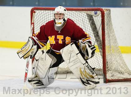 Thumbnail 2 in Sheehan @ Housatonic/Northwestern photogallery.