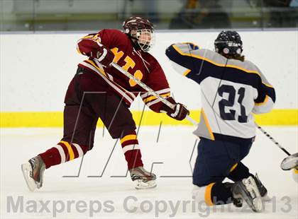 Thumbnail 3 in Sheehan @ Housatonic/Northwestern photogallery.