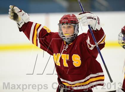 Thumbnail 1 in Sheehan @ Housatonic/Northwestern photogallery.