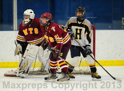 Thumbnail 1 in Sheehan @ Housatonic/Northwestern photogallery.