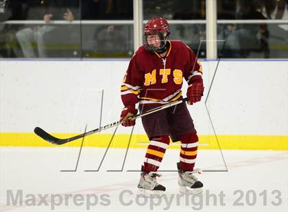 Thumbnail 1 in Sheehan @ Housatonic/Northwestern photogallery.