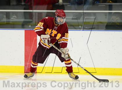 Thumbnail 2 in Sheehan @ Housatonic/Northwestern photogallery.