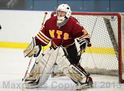 Thumbnail 1 in Sheehan @ Housatonic/Northwestern photogallery.