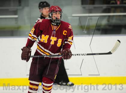 Thumbnail 2 in Sheehan @ Housatonic/Northwestern photogallery.