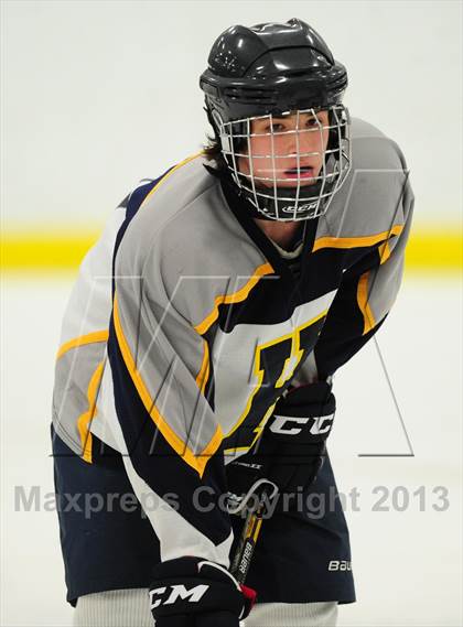Thumbnail 1 in Sheehan @ Housatonic/Northwestern photogallery.