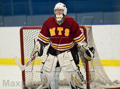 Thumbnail 2 in Sheehan @ Housatonic/Northwestern photogallery.