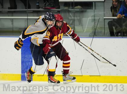 Thumbnail 1 in Sheehan @ Housatonic/Northwestern photogallery.