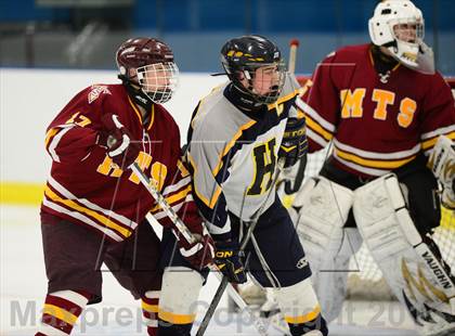 Thumbnail 1 in Sheehan @ Housatonic/Northwestern photogallery.