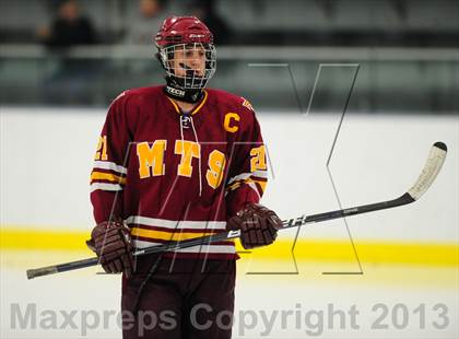 Thumbnail 1 in Sheehan @ Housatonic/Northwestern photogallery.