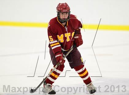 Thumbnail 1 in Sheehan @ Housatonic/Northwestern photogallery.