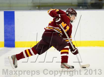 Thumbnail 1 in Sheehan @ Housatonic/Northwestern photogallery.
