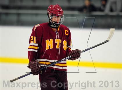 Thumbnail 2 in Sheehan @ Housatonic/Northwestern photogallery.