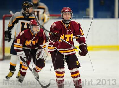 Thumbnail 1 in Sheehan @ Housatonic/Northwestern photogallery.