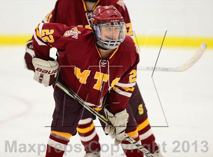 Thumbnail 1 in Sheehan @ Housatonic/Northwestern photogallery.