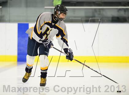 Thumbnail 2 in Sheehan @ Housatonic/Northwestern photogallery.
