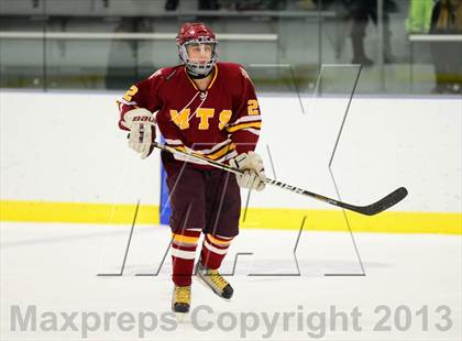 Thumbnail 1 in Sheehan @ Housatonic/Northwestern photogallery.