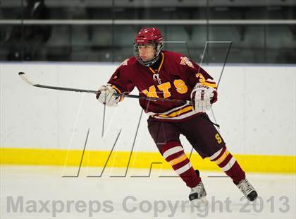 Thumbnail 1 in Sheehan @ Housatonic/Northwestern photogallery.