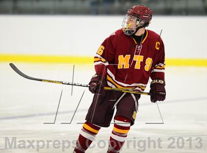 Thumbnail 1 in Sheehan @ Housatonic/Northwestern photogallery.