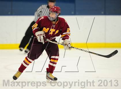 Thumbnail 1 in Sheehan @ Housatonic/Northwestern photogallery.
