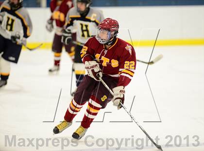 Thumbnail 1 in Sheehan @ Housatonic/Northwestern photogallery.