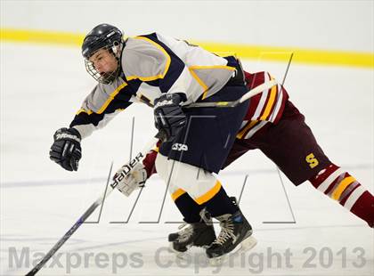 Thumbnail 2 in Sheehan @ Housatonic/Northwestern photogallery.