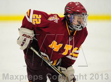 Thumbnail 3 in Sheehan @ Housatonic/Northwestern photogallery.