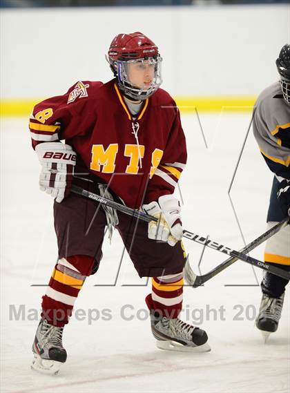 Thumbnail 3 in Sheehan @ Housatonic/Northwestern photogallery.