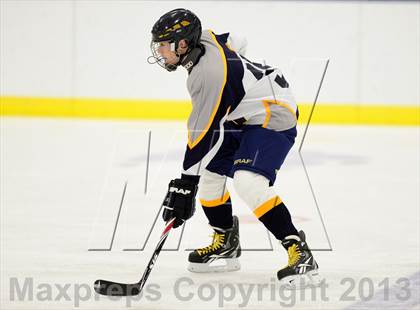 Thumbnail 2 in Sheehan @ Housatonic/Northwestern photogallery.