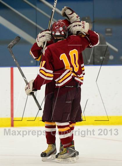 Thumbnail 3 in Sheehan @ Housatonic/Northwestern photogallery.