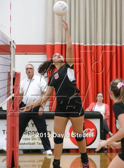 Thumbnail 2 in Valley Christian @ Sacramento Country Day photogallery.