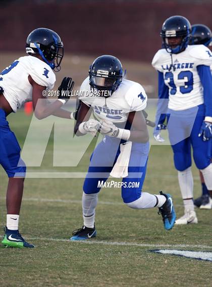 Thumbnail 2 in Independence vs LaVergne  photogallery.