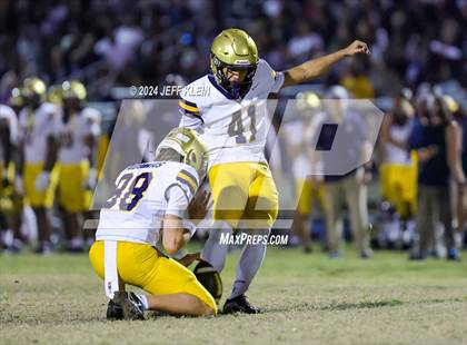 Thumbnail 3 in Saint Thomas @ Atlantic (FHSAA 5A District 14 Regional Final) photogallery.