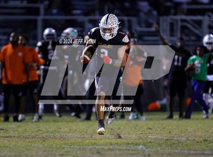 Thumbnail 3 in Saint Thomas @ Atlantic (FHSAA 5A District 14 Regional Final) photogallery.