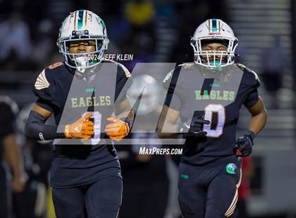 Thumbnail 3 in Saint Thomas @ Atlantic (FHSAA 5A District 14 Regional Final) photogallery.