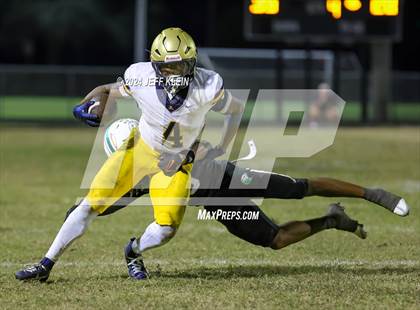 Thumbnail 2 in Saint Thomas @ Atlantic (FHSAA 5A District 14 Regional Final) photogallery.