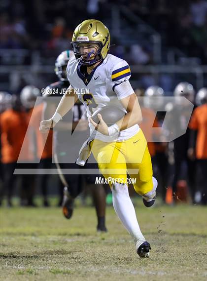 Thumbnail 2 in Saint Thomas @ Atlantic (FHSAA 5A District 14 Regional Final) photogallery.