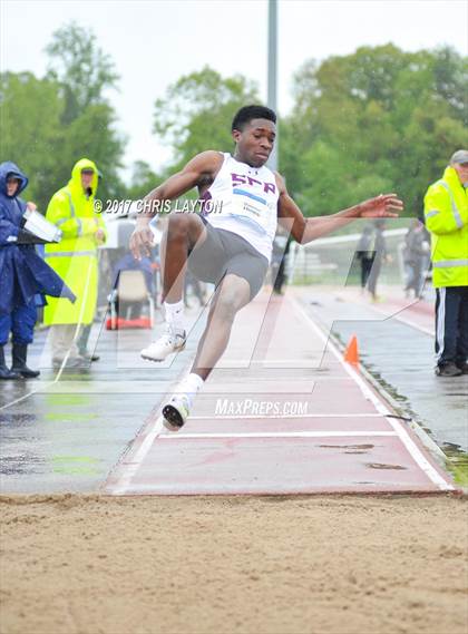 Thumbnail 2 in 50th Annual Loucks Games (Men's Triple Jump) photogallery.