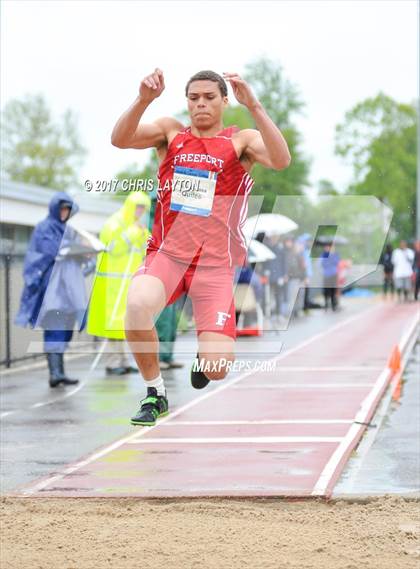 Thumbnail 2 in 50th Annual Loucks Games (Men's Triple Jump) photogallery.