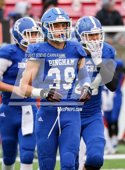 Thumbnail 3 in East vs. Bingham (UHSAA 6A Final) photogallery.