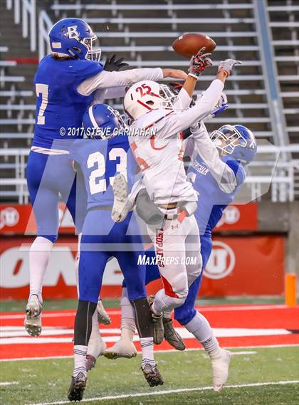 Thumbnail 1 in East vs. Bingham (UHSAA 6A Final) photogallery.